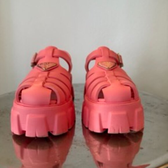 Prada Logo Chunky-Sole Fisherman Sandals - Picture 8 of 12